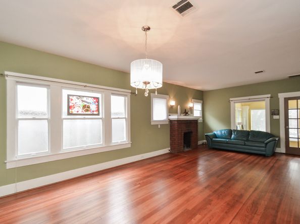 3211 Beauchamp Street, Houston TX 77009