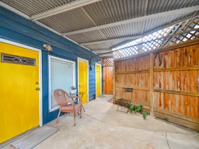 3211 Beauchamp Street, Houston TX 77009