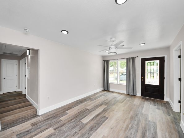5903 Belneath Street, Houston TX 77033