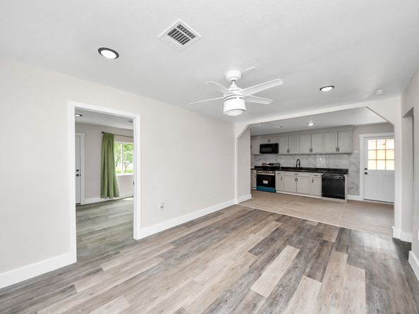 5903 Belneath Street, Houston TX 77033