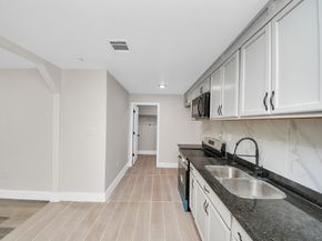 5903 Belneath Street, Houston TX 77033