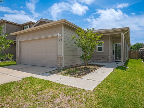 6718 Forbes Run Drive, Houston TX 77075