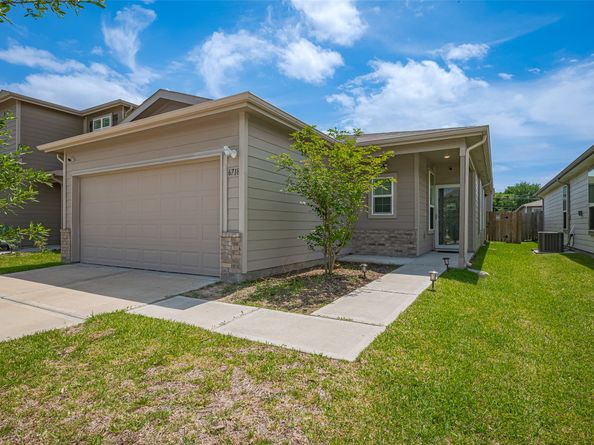 6718 Forbes Run Drive, Houston TX 77075