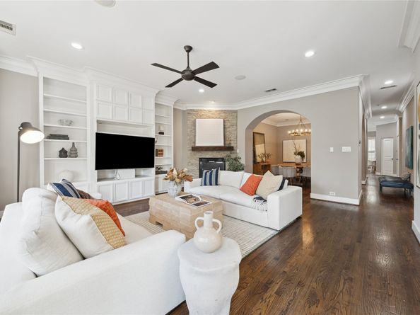 6310 Taggart Street B, Houston TX 77007