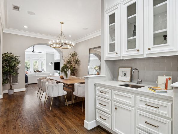 6310 Taggart Street B, Houston TX 77007