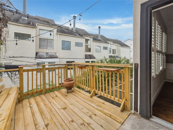 6310 Taggart Street B, Houston TX 77007