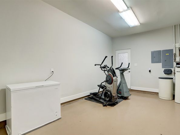 6310 Taggart Street B, Houston TX 77007