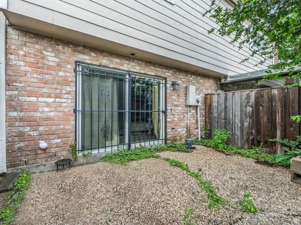 9501 Fondren Road 9, Houston TX 77074