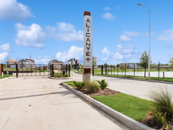 13303 Moncloa Drive, Houston TX 77047