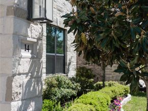 14 Trailing Lantana Place, The Woodlands TX 77354