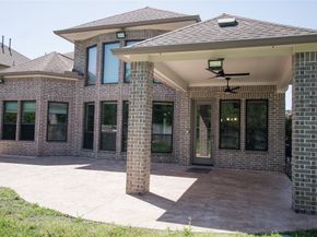 14 Trailing Lantana Place, The Woodlands TX 77354