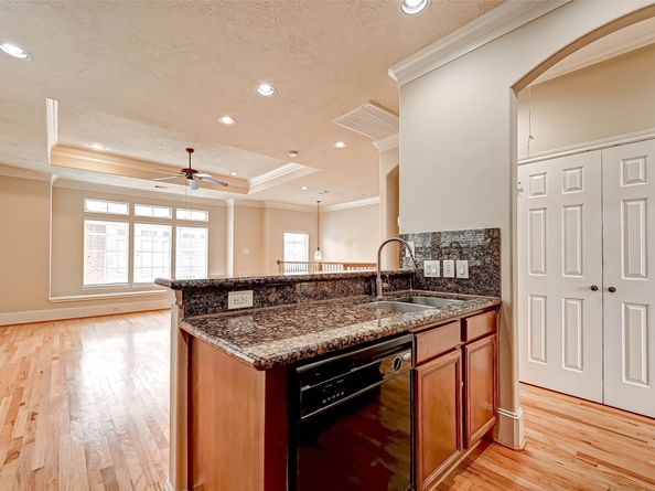 1772 Aden Drive, Houston TX 77003