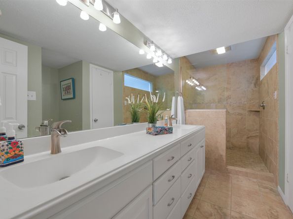 18107 Bal Harbour Drive, Nassau Bay TX 77058