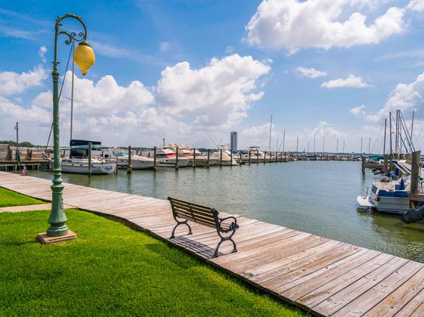 18107 Bal Harbour Drive, Nassau Bay TX 77058