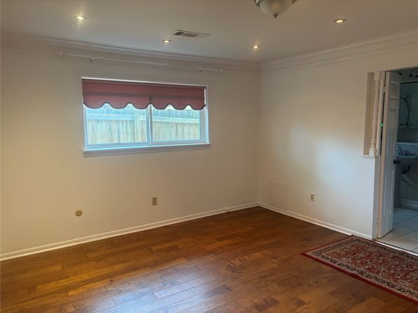 1006 Baymeadow Drive, Houston TX 77062