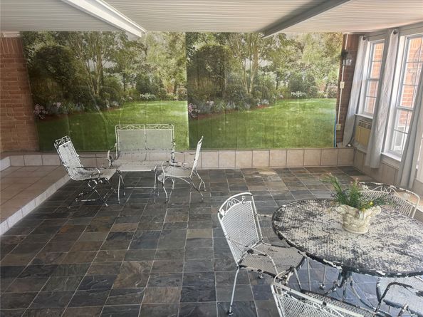 1006 Baymeadow Drive, Houston TX 77062