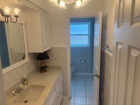 1006 Baymeadow Drive, Houston TX 77062
