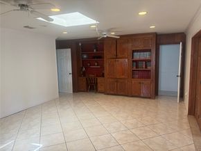 1006 Baymeadow Drive, Houston TX 77062