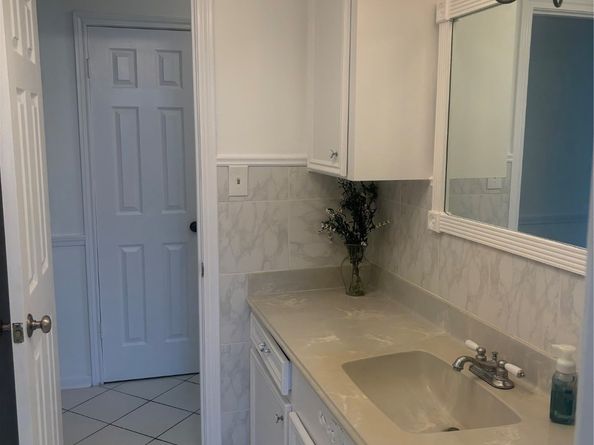 1006 Baymeadow Drive, Houston TX 77062