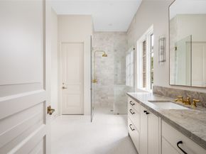2525 Inwood Drive, Houston TX 77019