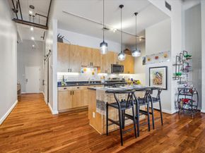 915 Franklin Street 2L, Houston TX 77002