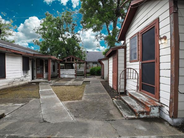 3614 Billingsley Street, Houston TX 77009