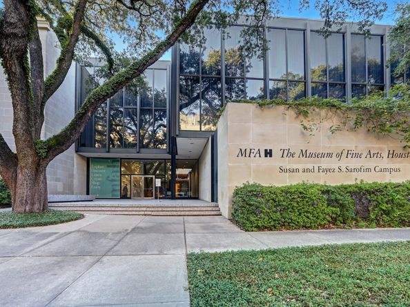 2218 Bellefontaine Street B, Houston TX 77030