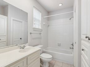 2218 Bellefontaine Street B, Houston TX 77030