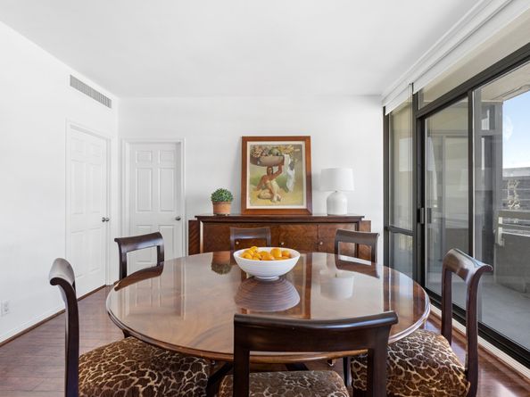 14 Greenway Plaza 12L, Houston TX 77046