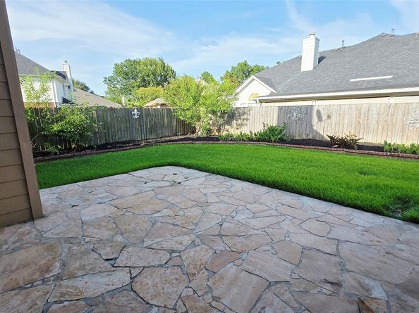 2719 Pirates Gold Circle, Friendswood TX 77546
