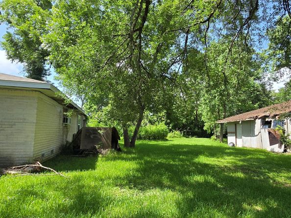 9438 Everglade Drive, Houston TX 77078