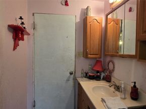 9438 Everglade Drive, Houston TX 77078