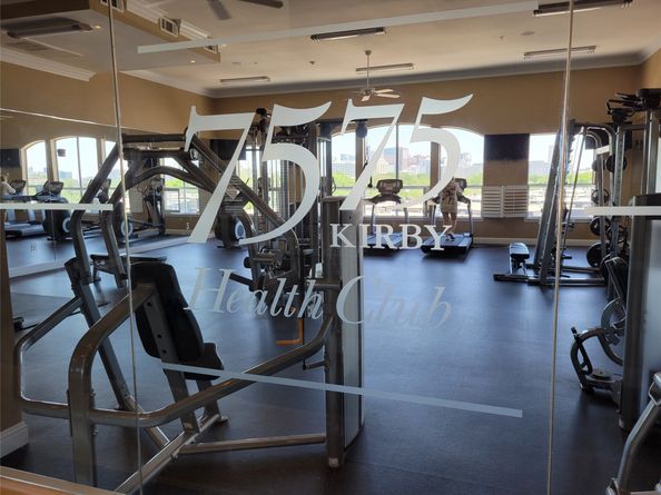 7575 Kirby Drive 1211, Houston TX 77030