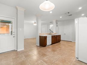 130 W Montfair Boulevard, The Woodlands TX 77382