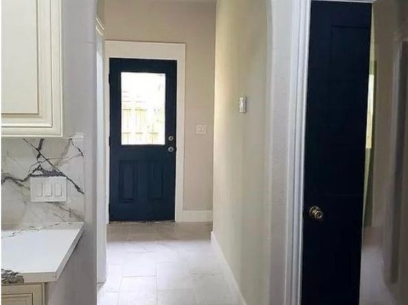 4313 Polk Street, Houston TX 77023