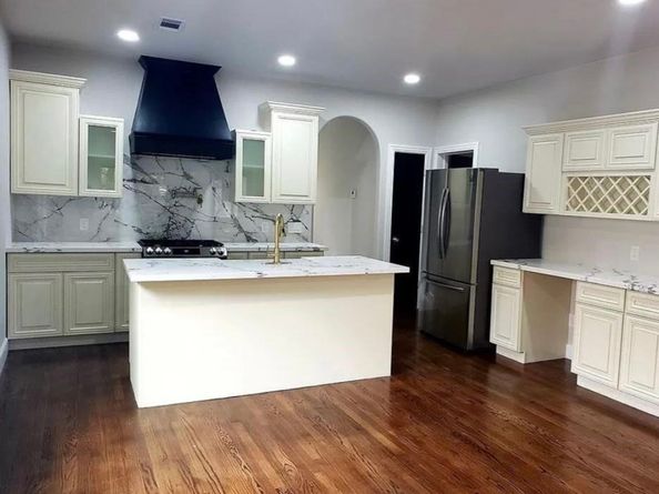 4313 Polk Street, Houston TX 77023