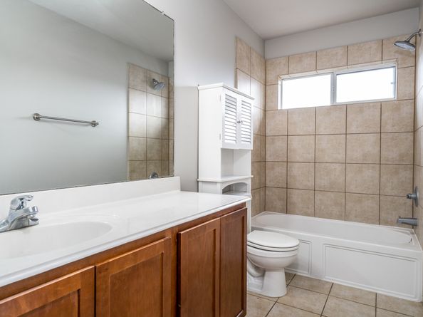 12947 E Millstream Bend Lane, Tomball TX 77377