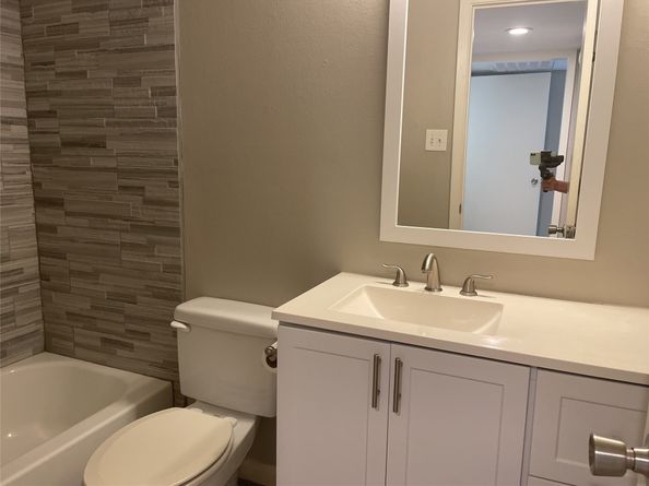 3500 Tangle Brush Drive 99, The Woodlands TX 77381