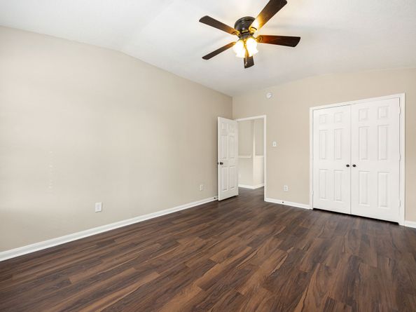 10427 Lyndon Meadows Drive, Houston TX 77095