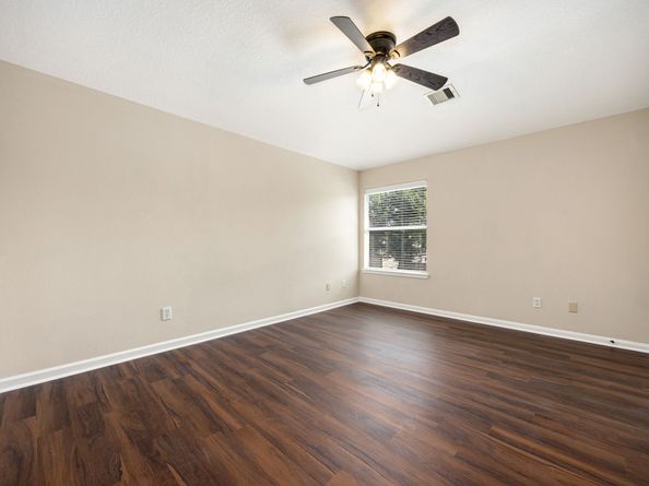 10427 Lyndon Meadows Drive, Houston TX 77095