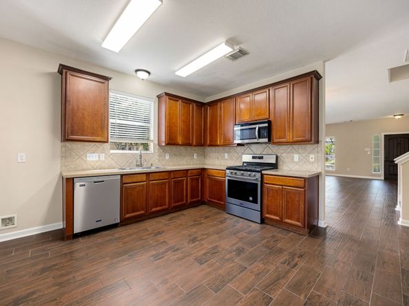 10427 Lyndon Meadows Drive, Houston TX 77095