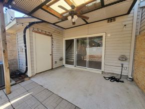 2030 Plantation Drive B2, Conroe TX 77301