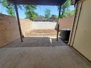 2030 Plantation Drive B2, Conroe TX 77301