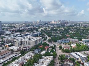308 Dennis Street, Houston TX 77006