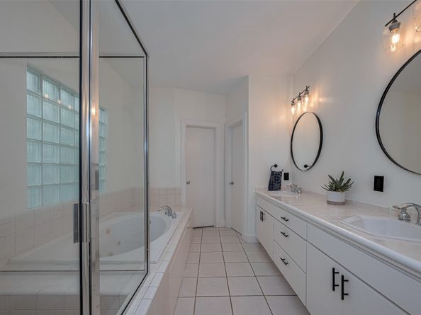 308 Dennis Street, Houston TX 77006