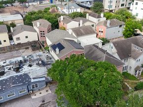 308 Dennis Street, Houston TX 77006