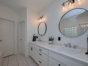 308 Dennis Street, Houston TX 77006