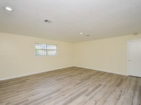 8515 Glenbrae Street, Houston TX 77061