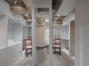 915 Franklin Street 9N, Houston TX 77002