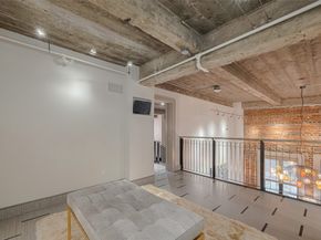 915 Franklin Street 9N, Houston TX 77002